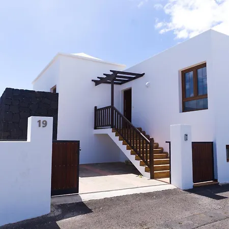 Casa Pari Villa Playa Blanca  Exterior photo